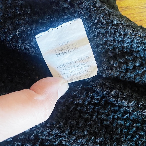 Easel oversized black knit sweater 3/4 length sleeves size medium - Picture 5 of 7